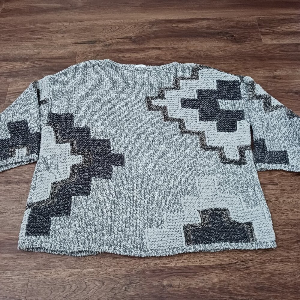 J. Jill Geometric Pattern 3/4 Sleeve Sweater Size Medium Gray Boho Tribal